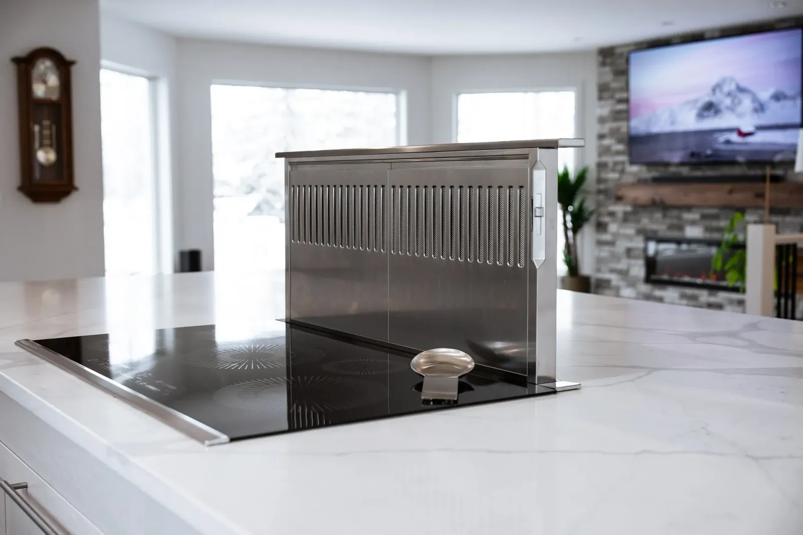 Retractable Downdraft Exhaust in the Kitchen Island